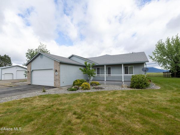 10147 W Gallop LN , Post Falls, ID 83854