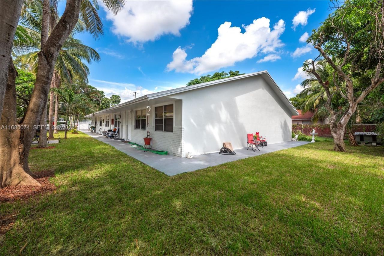 1106 NE 5th Ave, Fort Lauderdale, FL 33304 Photo