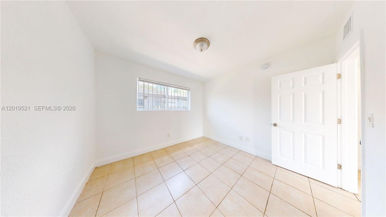 1190 NW 65th St , Unit 2, Miami, FL 33150 Photo
