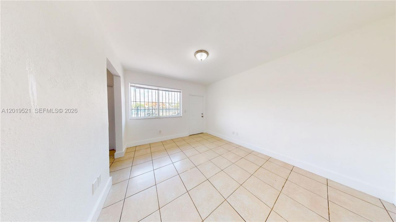 1190 NW 65th St , Unit 2, Miami, FL 33150 Photo