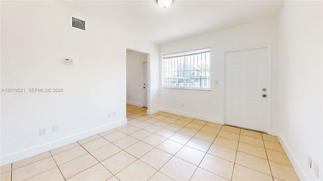 1190 NW 65th St , Unit 2, Miami, FL 33150 Photo