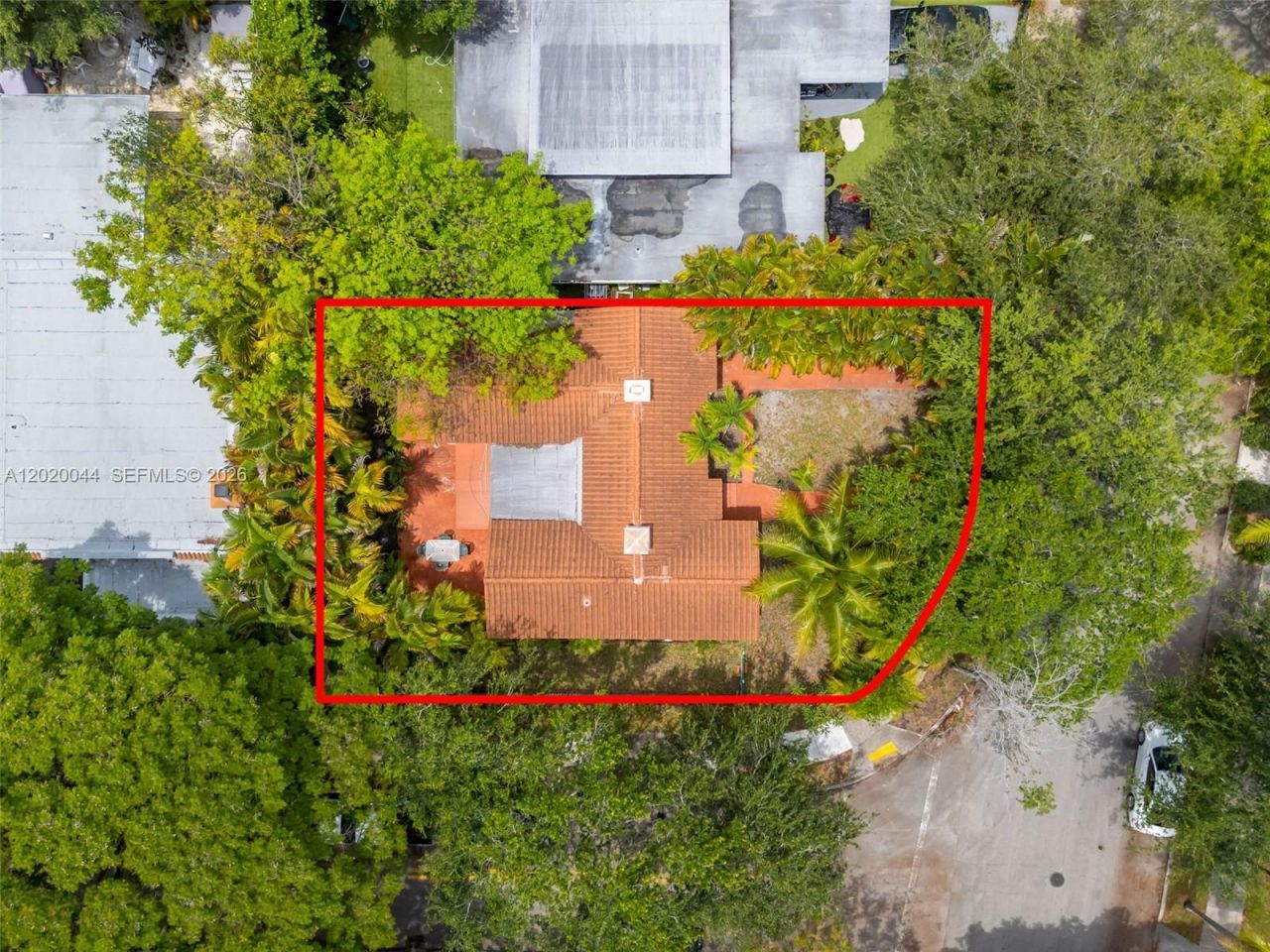 28 NE 48th St , Miami, FL 33137 Photo