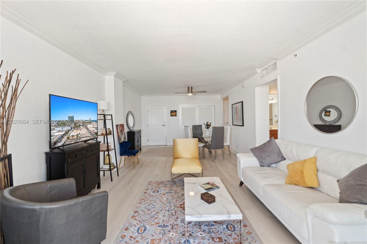 401 69th St , Unit 1509, Miami Beach, FL 33141 Photo