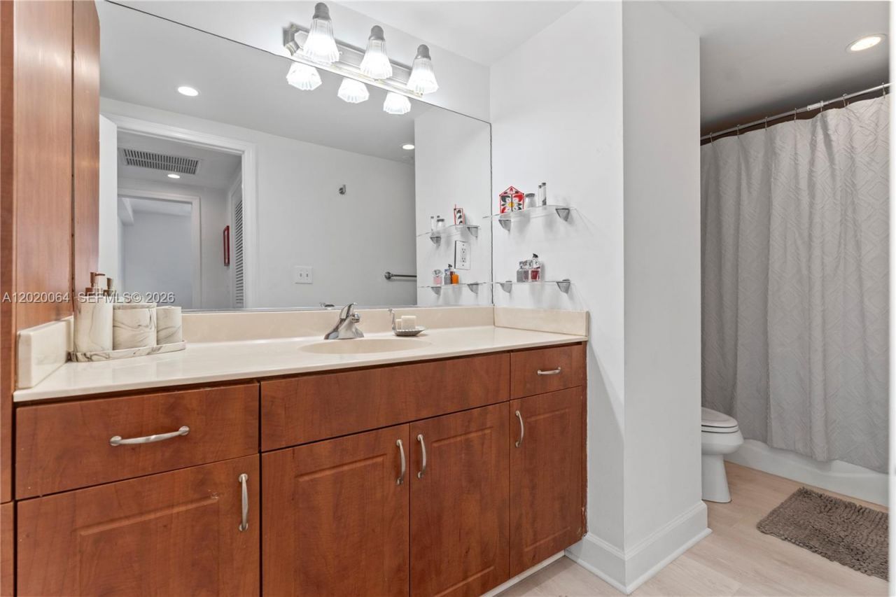 401 69th St , Unit 1509, Miami Beach, FL 33141 Photo