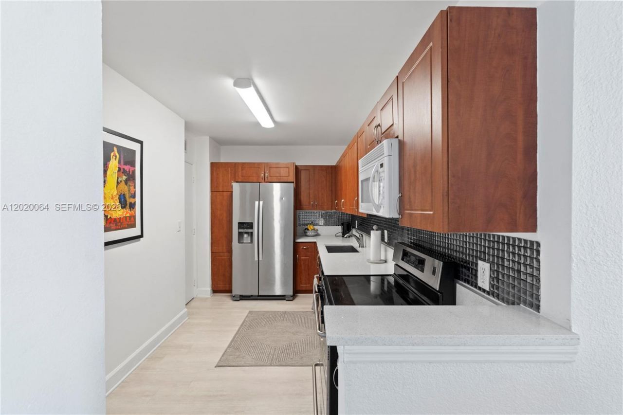 401 69th St , Unit 1509, Miami Beach, FL 33141 Photo