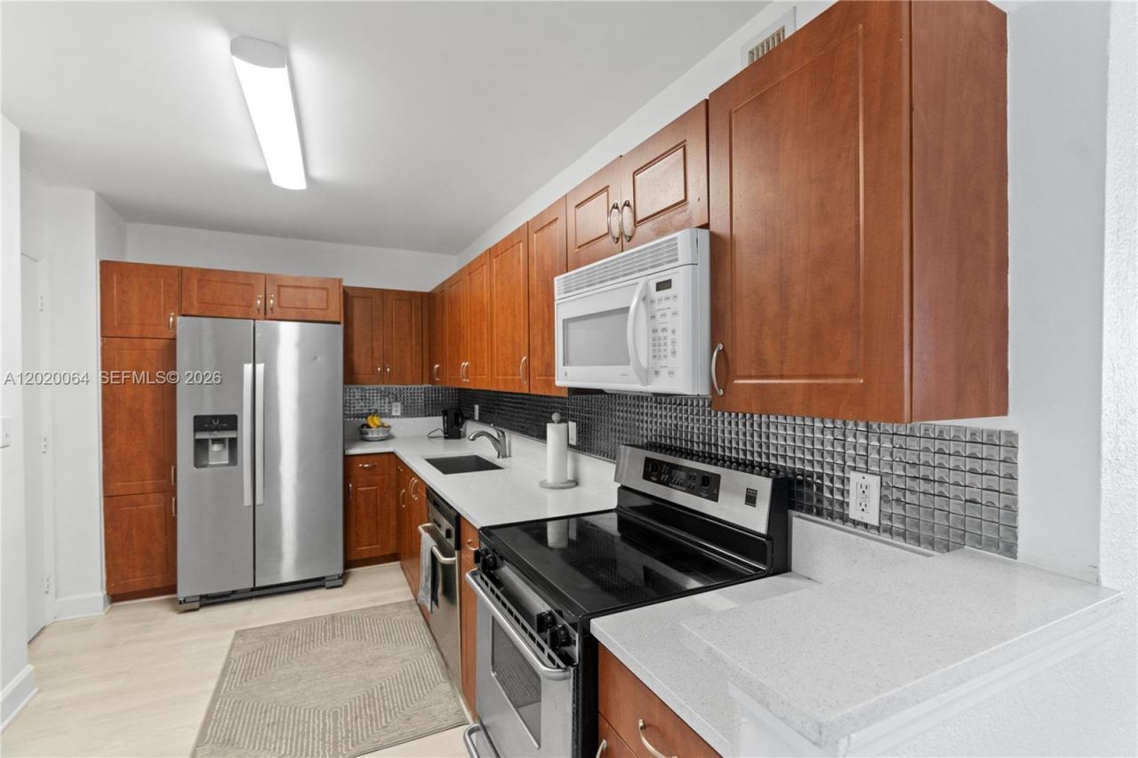 401 69th St , Unit 1509, Miami Beach, FL 33141 Photo