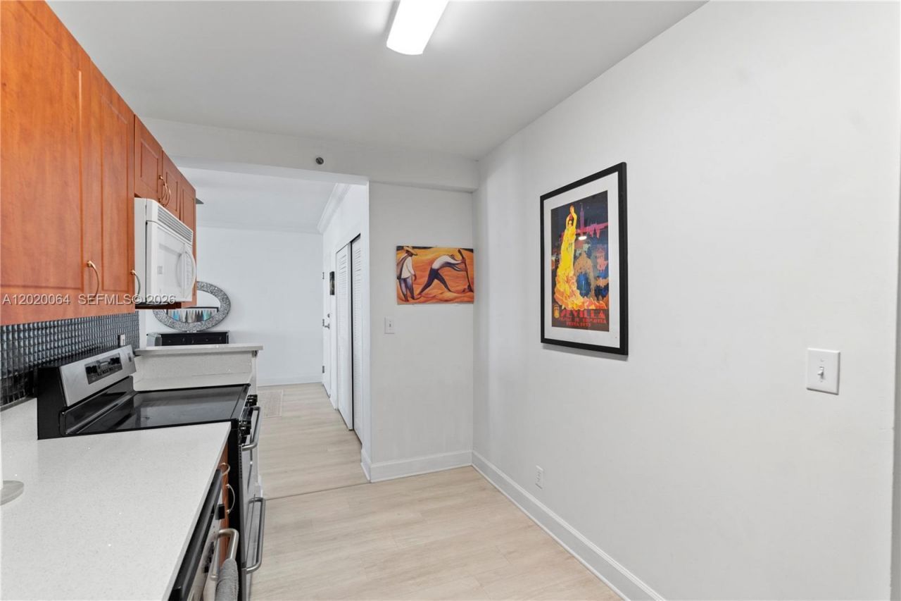 401 69th St , Unit 1509, Miami Beach, FL 33141 Photo