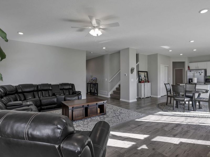 195 Preserve Drive, Pickerington, OH 43147 Photo 12