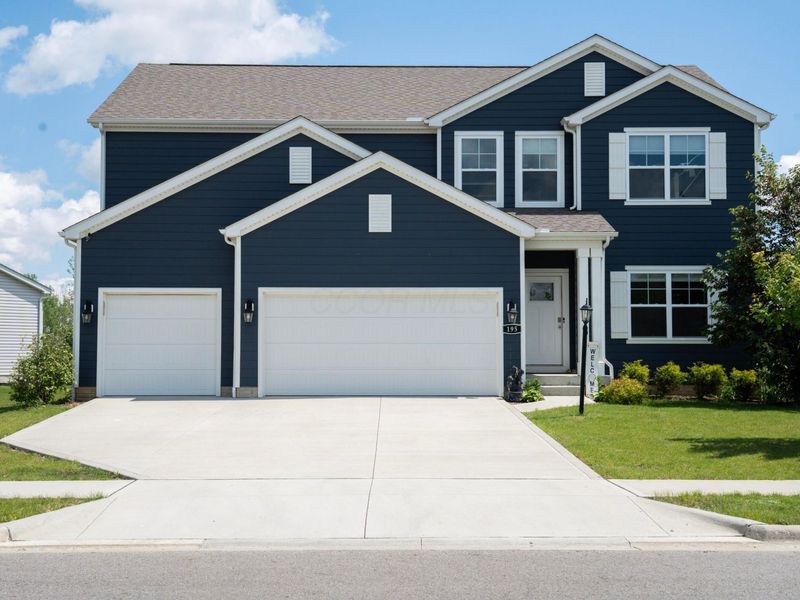 195 Preserve Drive, Pickerington, OH 43147 Photo 2