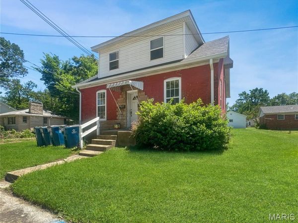 528 E Main Street , Collinsville, IL 62234