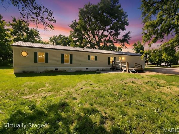 400 W Ruby Street , Conway, MO 65632