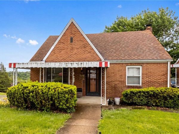 3680 Oakleaf, Pittsburgh, PA 15227