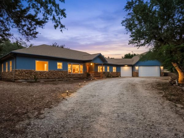 200 Vista West Ranch RD, Dripping Springs, TX 78620