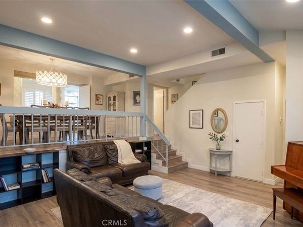 18445 Hatteras, Unit 603, Tarzana, CA 91356