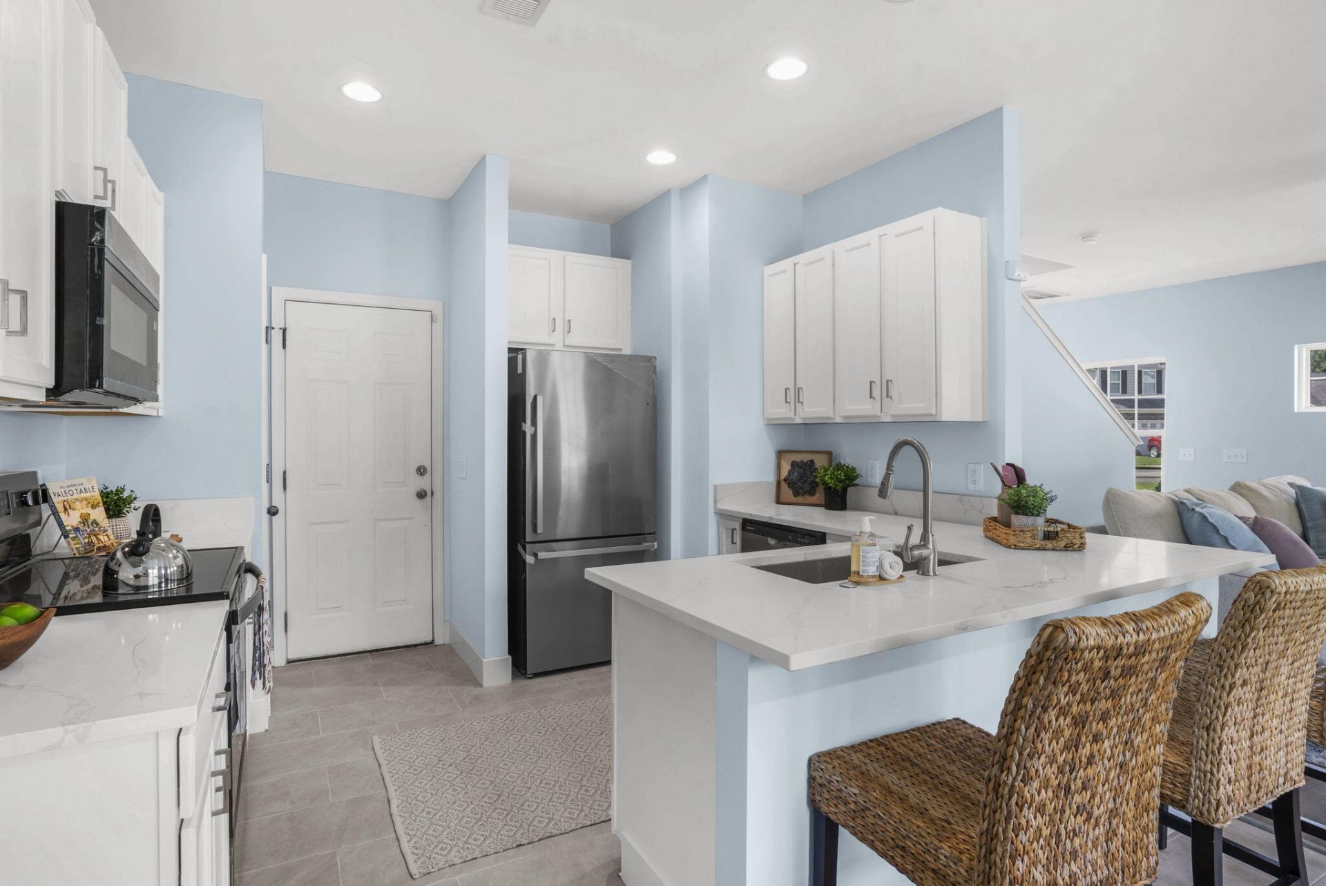 245 Maywood Drive Photo 8