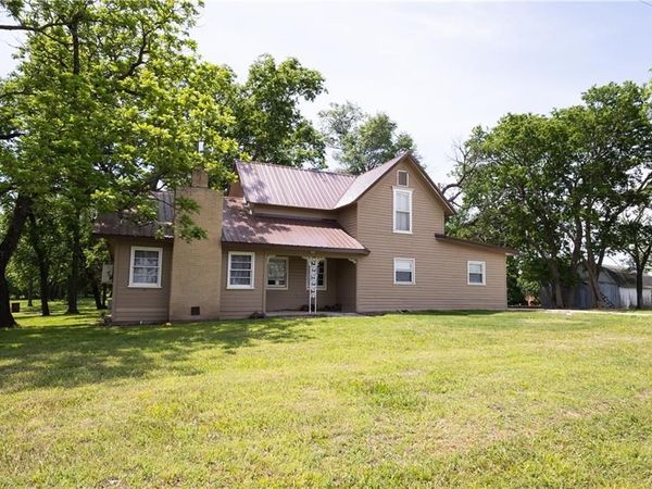 2039 CR 26000 Road, Parsons, KS 67357