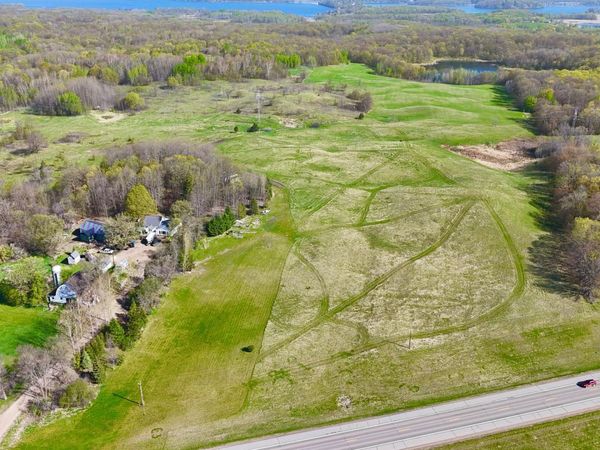 49537 US Highway 59 , Detroit Lakes, MN 56501