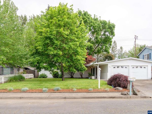 806 38th Av SE, Albany, OR 97322