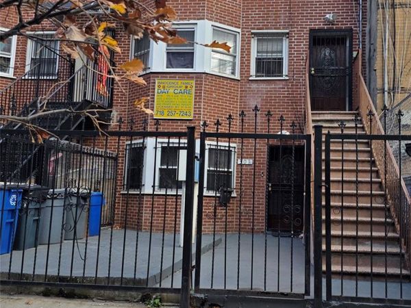 301 Wyona , Brooklyn, NY 11207