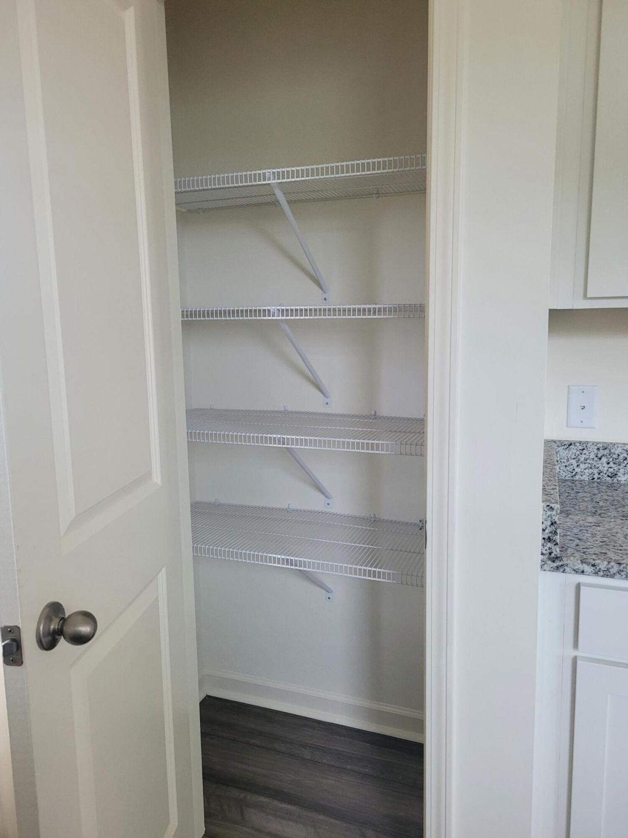 1212 Carriage Wood Circle Photo 4