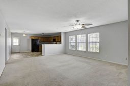 104 Wildberry Lane photo 4