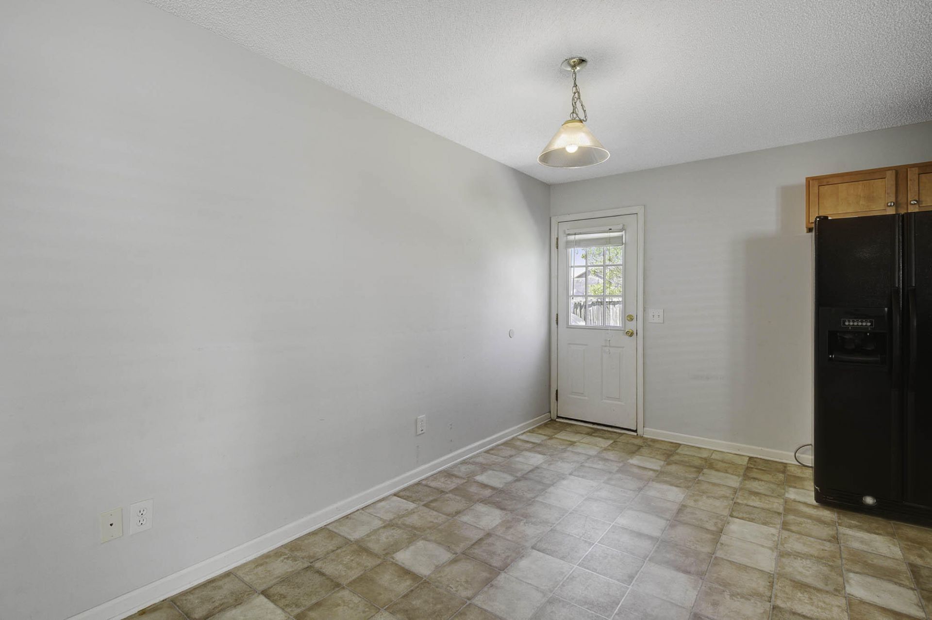 104 Wildberry Lane Photo 6