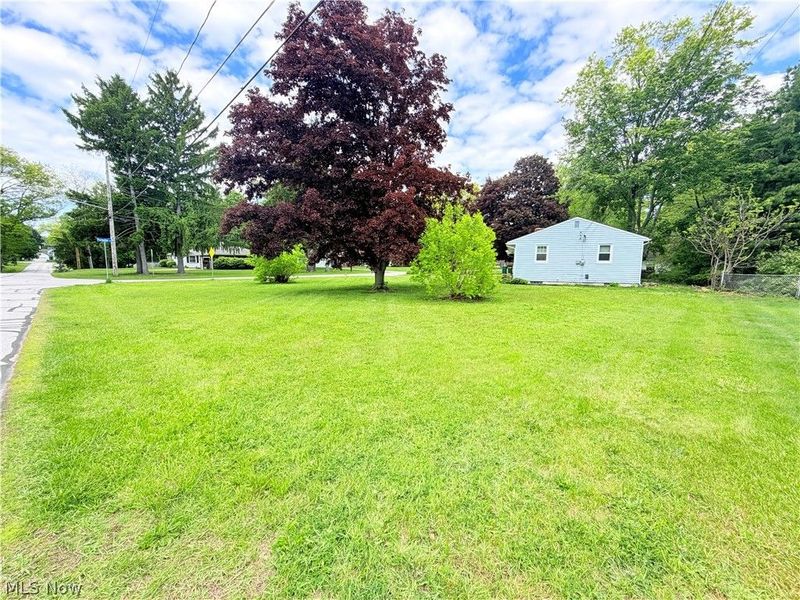 8803 Spring Valley Drive , Mentor, OH 44060 Photo 3