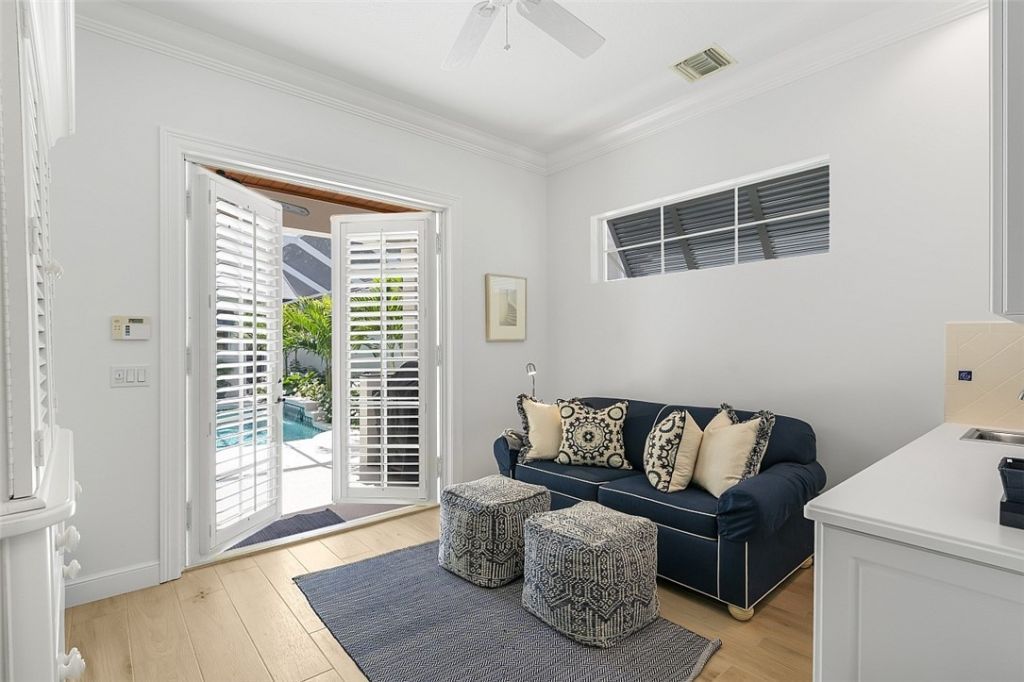 9130 Spring Time Drive, Vero Beach, FL 32963 Photo