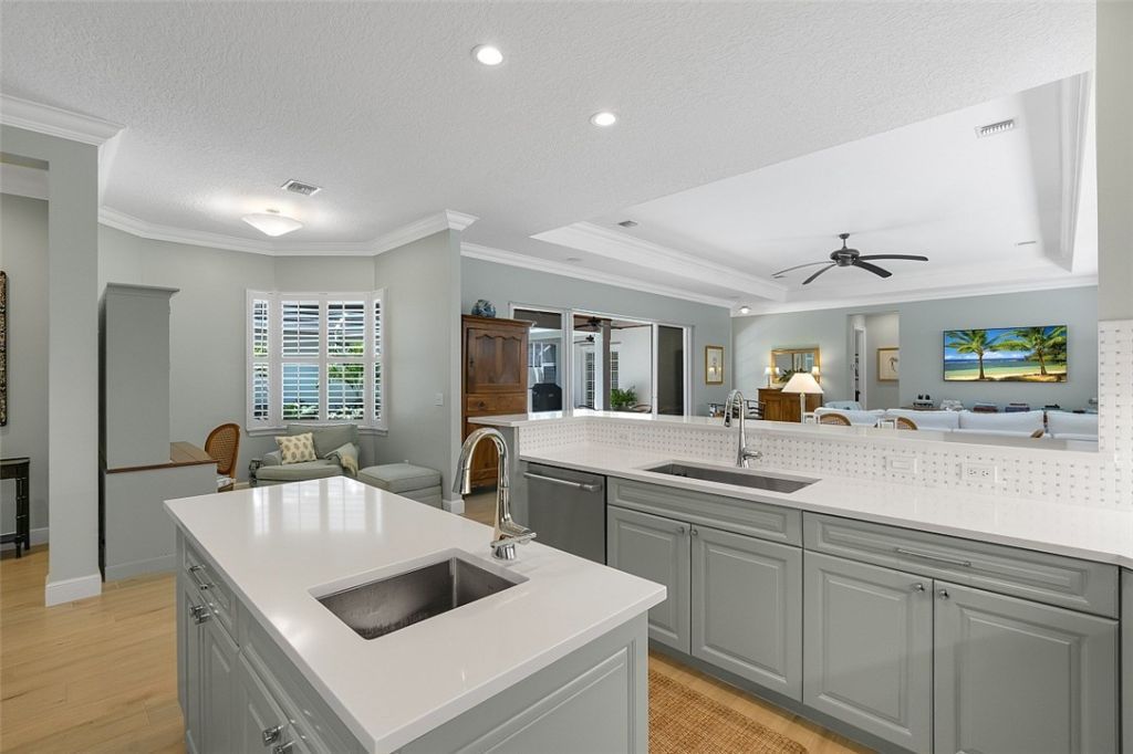 9130 Spring Time Drive, Vero Beach, FL 32963 Photo