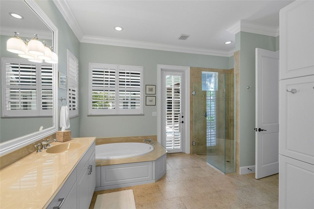 9130 Spring Time Drive, Vero Beach, FL 32963 Photo