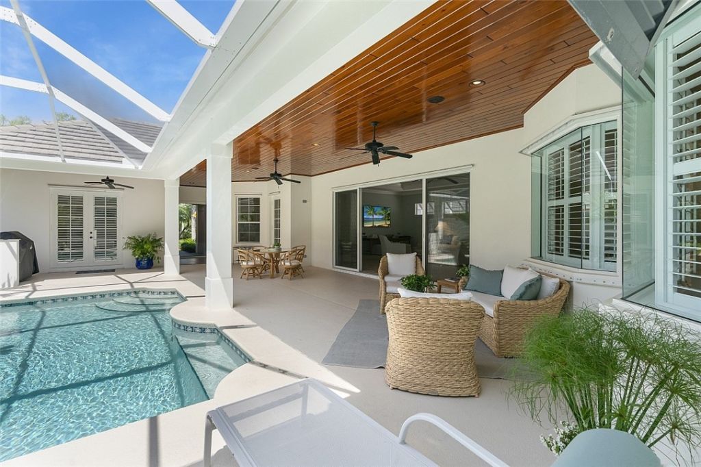 9130 Spring Time Drive, Vero Beach, FL 32963 Photo