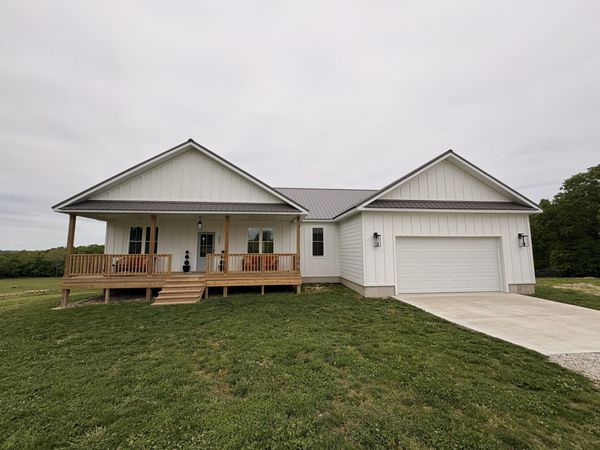 4981 Highway Mm , Mountain Grove, MO 65711
