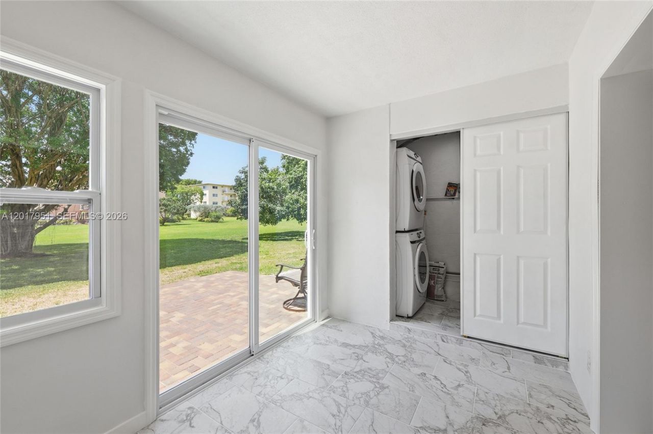 330 NE 26th Ave , Unit 1120, Boynton Beach, FL 33435 Photo