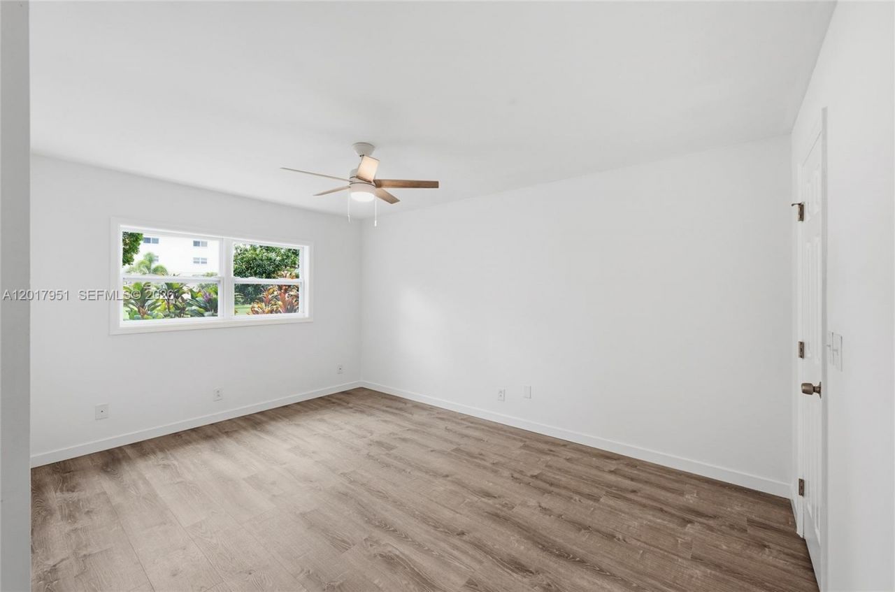 330 NE 26th Ave , Unit 1120, Boynton Beach, FL 33435 Photo