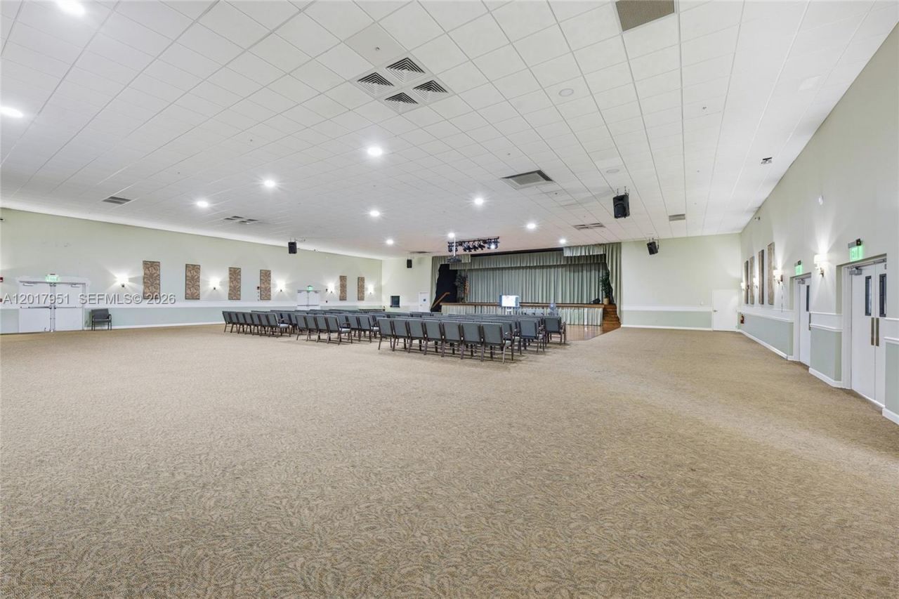 330 NE 26th Ave , Unit 1120, Boynton Beach, FL 33435 Photo