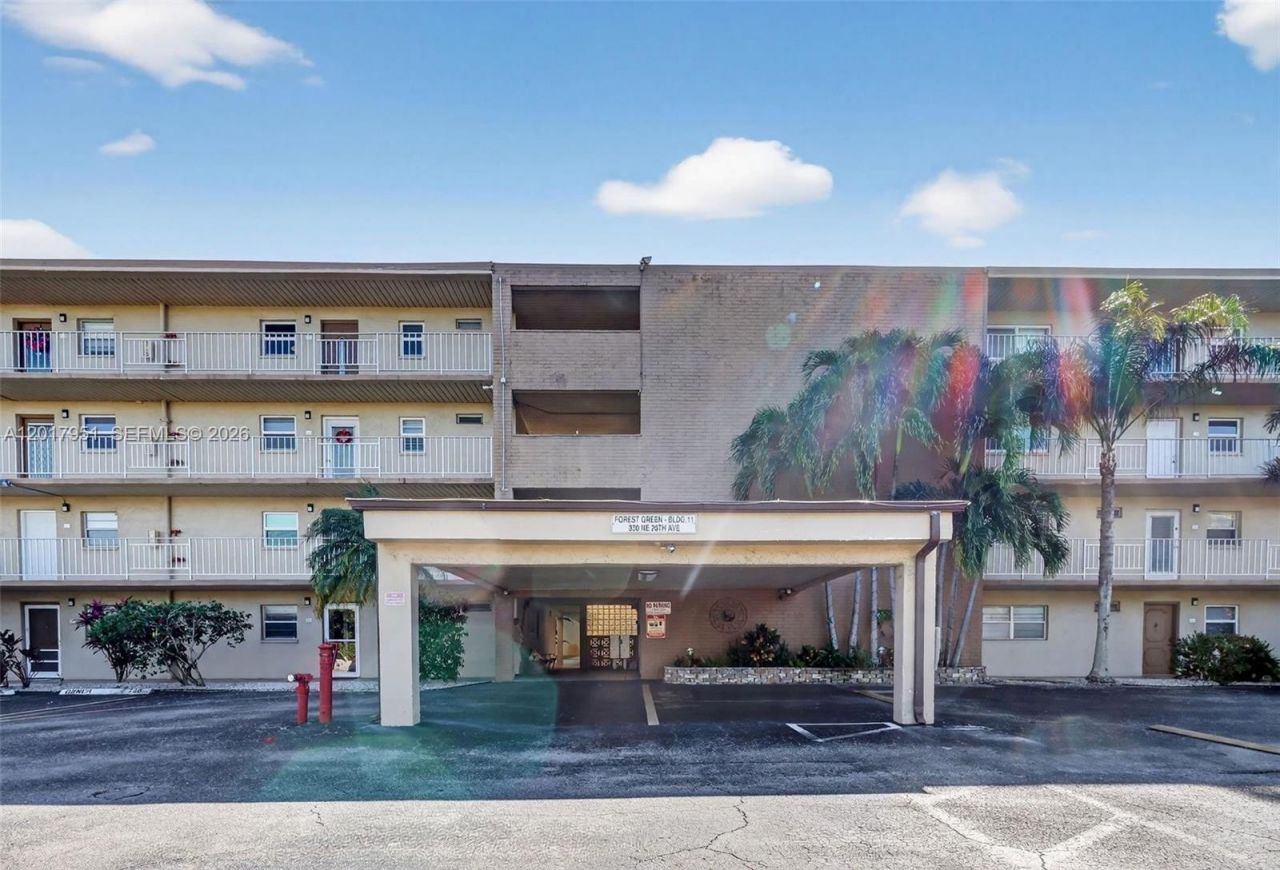 330 NE 26th Ave , Unit 1120, Boynton Beach, FL 33435 Photo