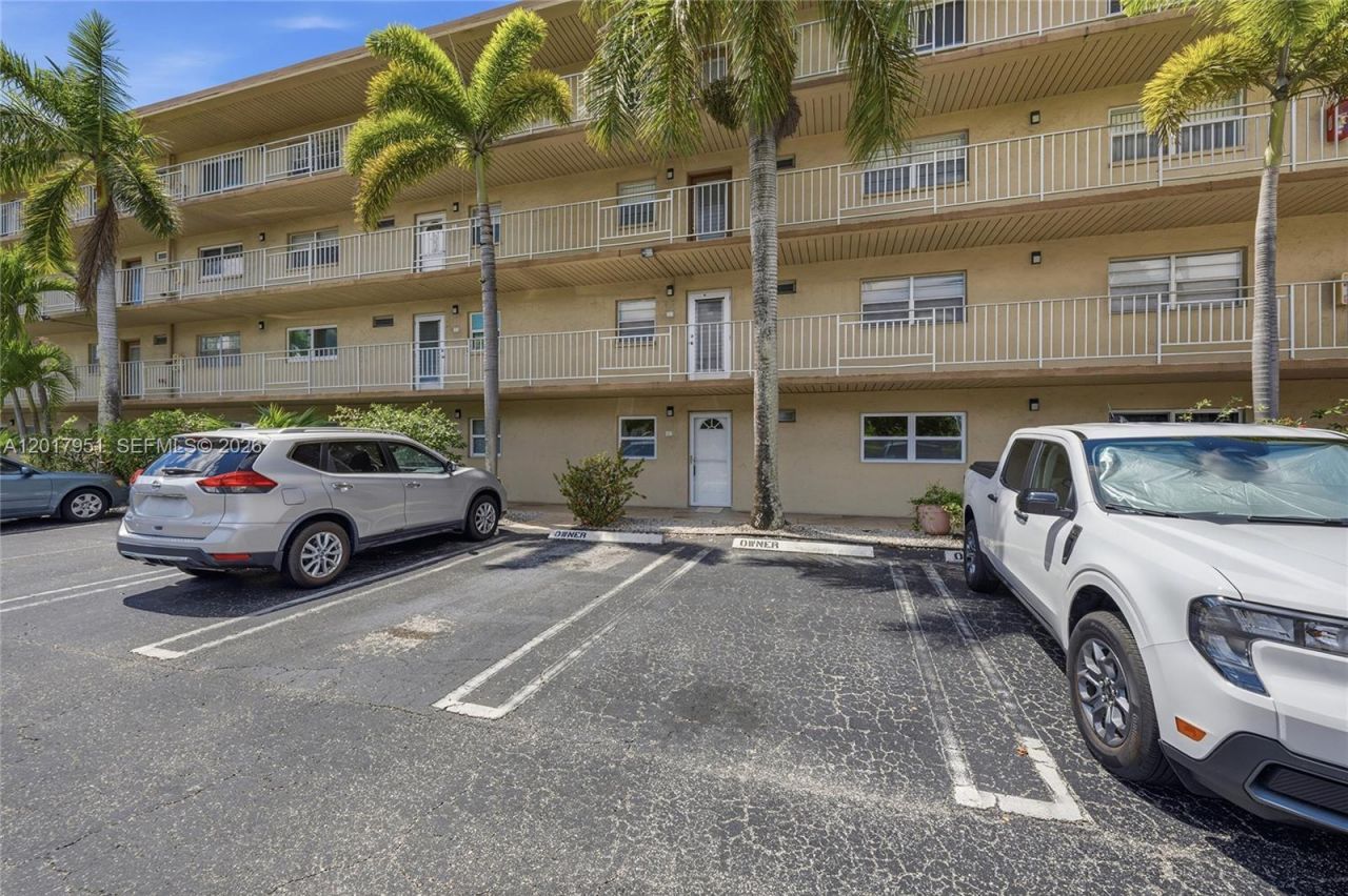 330 NE 26th Ave, Unit 1120, Boynton Beach, FL 33435 Photo