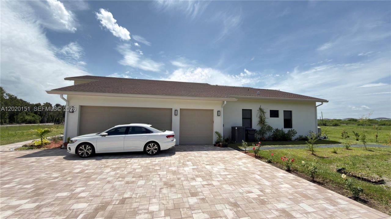 19860 Skyhawk Ln, Loxahatchee, FL 33470 Photo