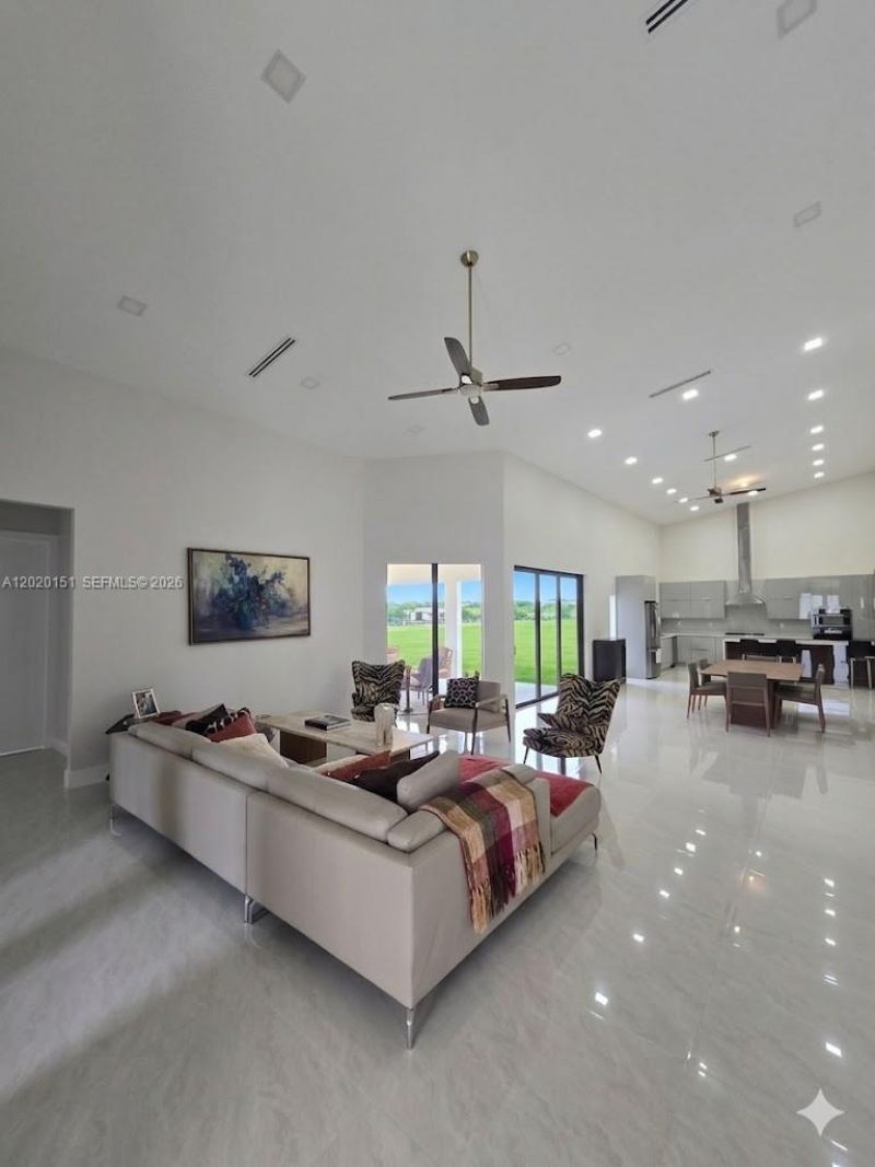 19860 Skyhawk Ln, Loxahatchee, FL 33470 Photo