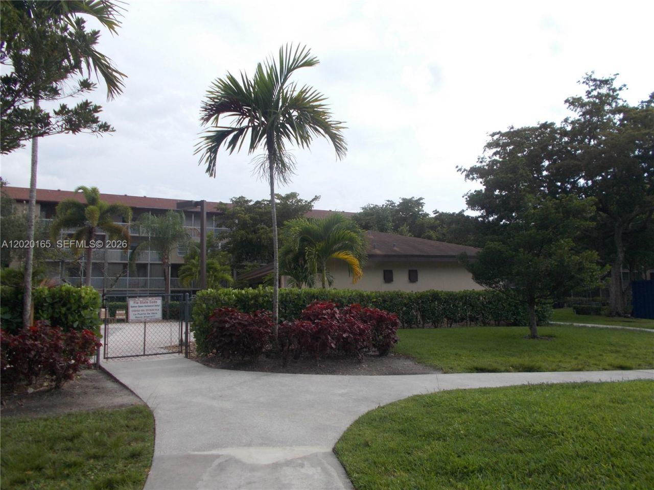 801 SW 133rd Ter , Unit 110K, Pembroke Pines, FL 33027 Photo