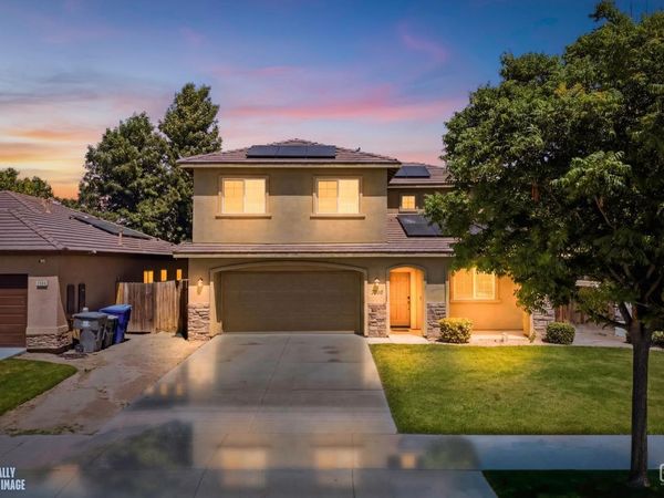 7210 Olen Arnold Avenue, Bakersfield, CA 93307