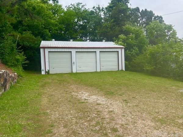 314 Oak Avenue , Mountain View, AR 72560