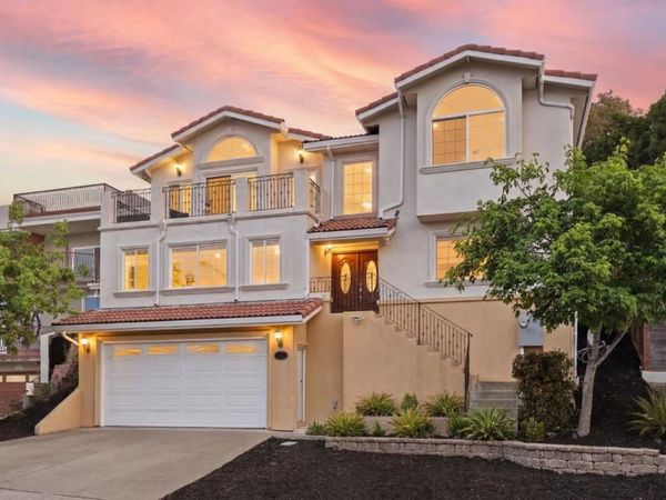 2390 Rainbow Court, Hayward, CA 94542