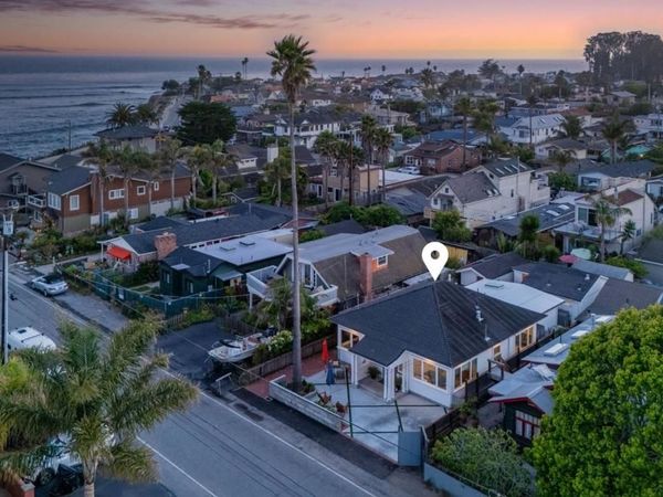 331 36th Avenue, Santa Cruz, CA 95062