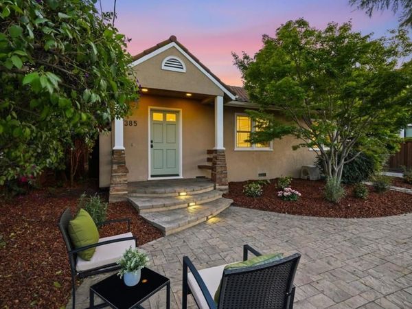 385 Carmelita Drive, Mountain View, CA 94040