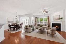 470 Eastern Isle Avenue photo 4