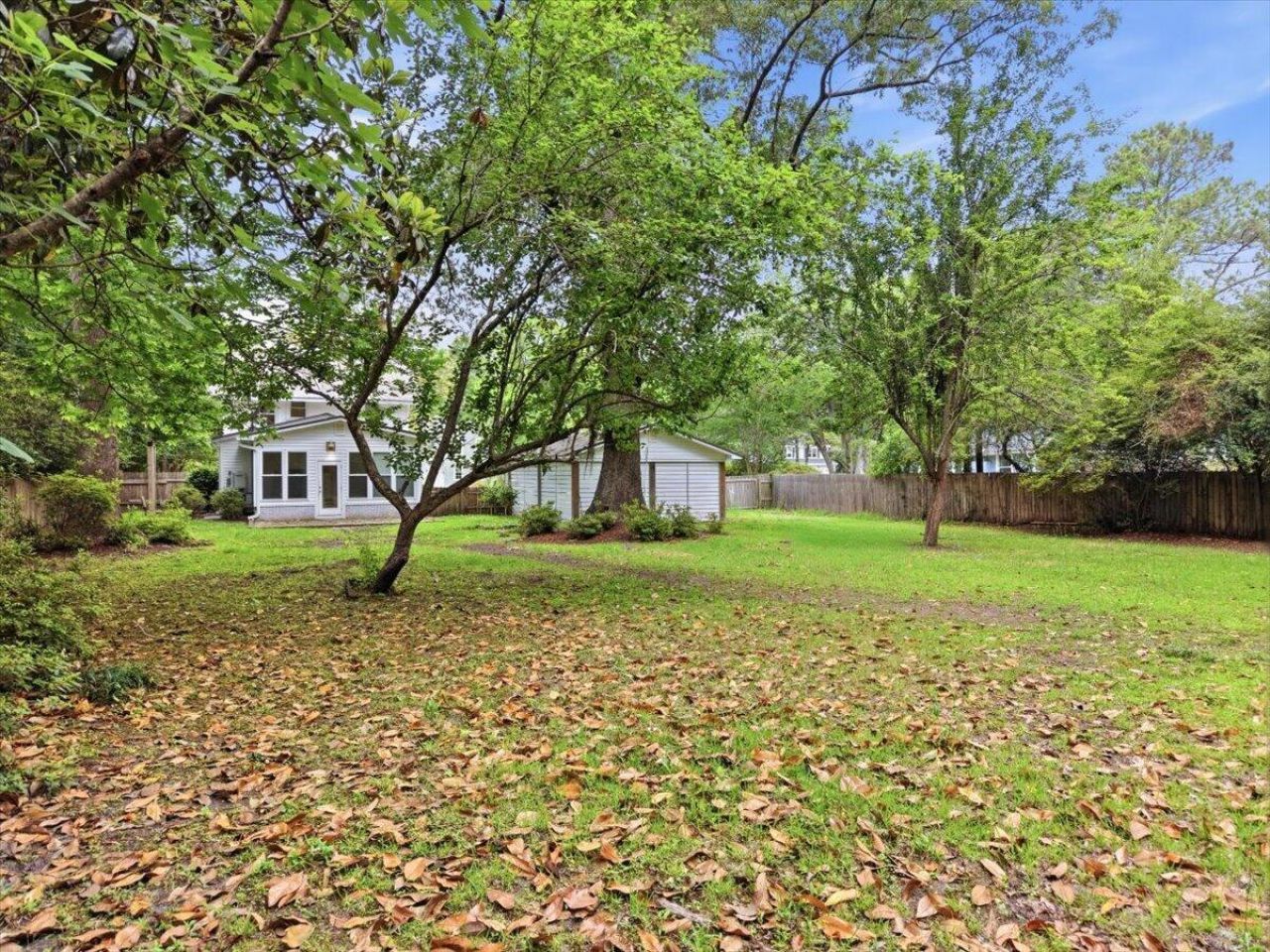 494 Woodland Shores Road Photo 31