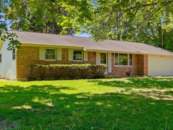 281 W Cartwright, OREGON, IL 61061