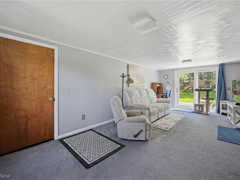 42033 Edward Circle, Columbiana, OH 44408 Photo 11