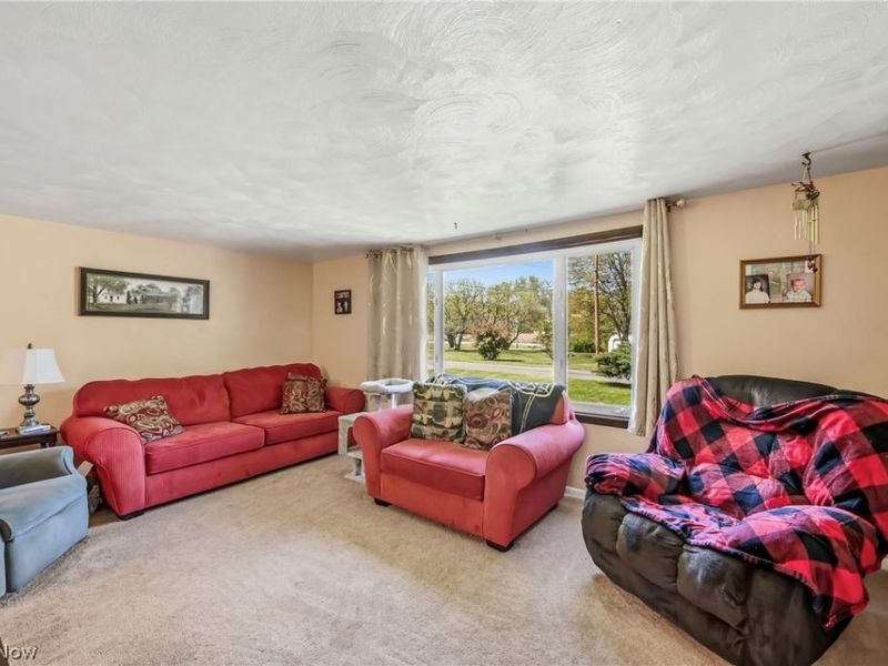 42033 Edward Circle, Columbiana, OH 44408 Photo 8